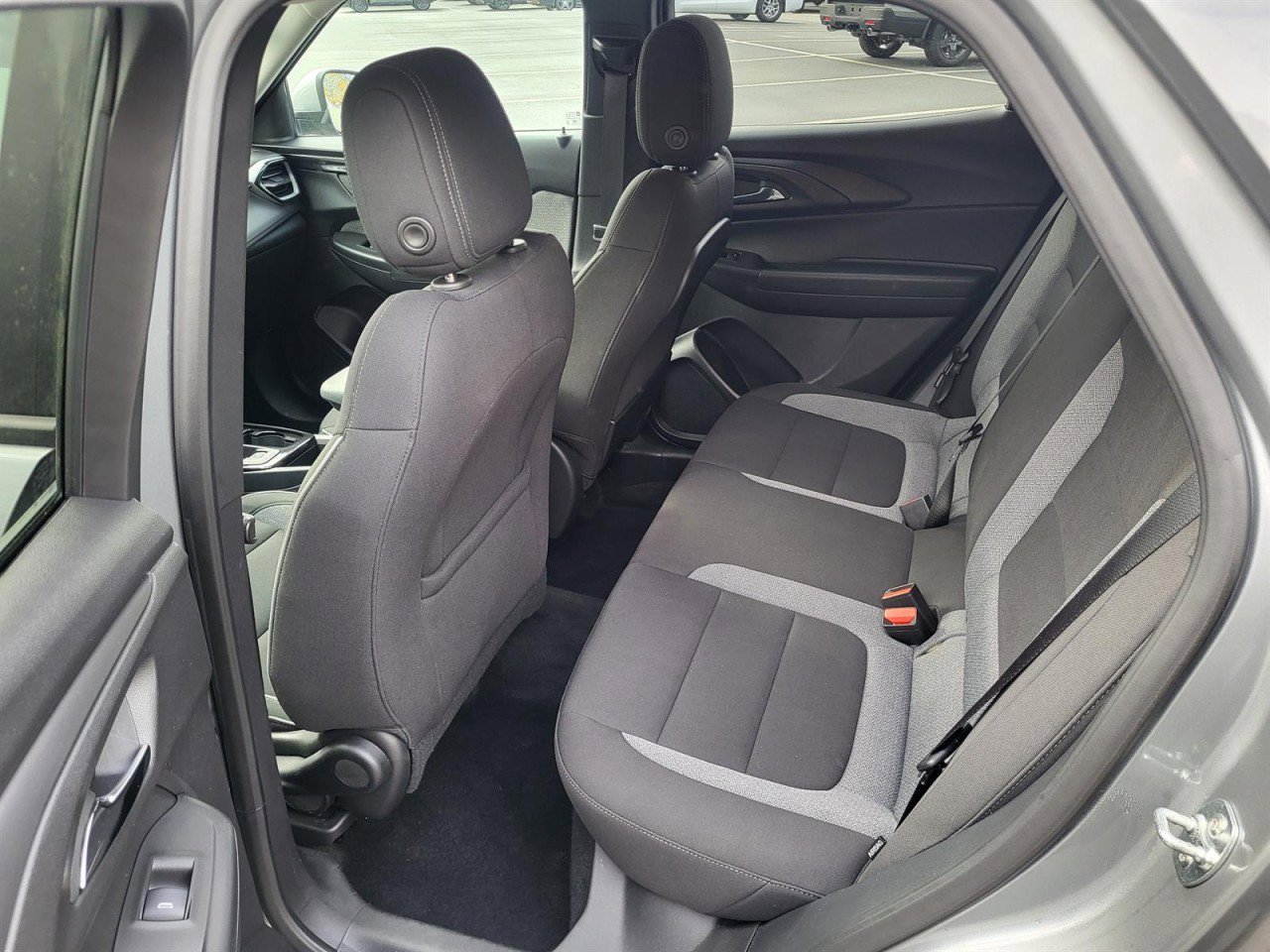 Used 2025 Chevrolet TrailBlazer LT AWD/4WD image 13