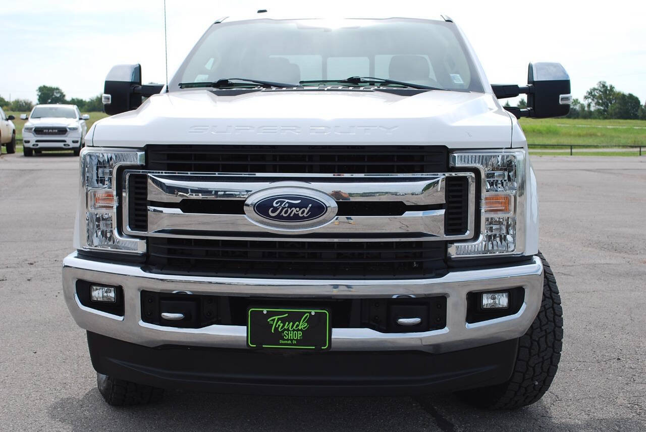 Used 2019 Ford F250 XLT w/ XLT Premium Package AWD/4WD image 10
