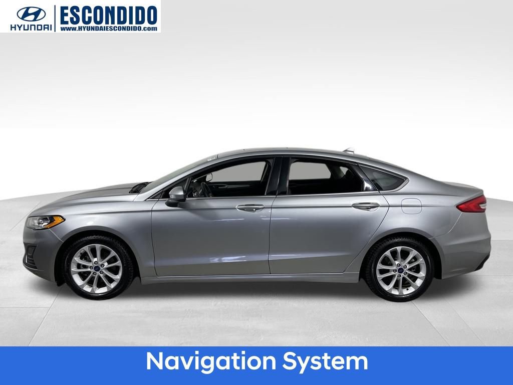 Used 2020 Ford Fusion SE image 2