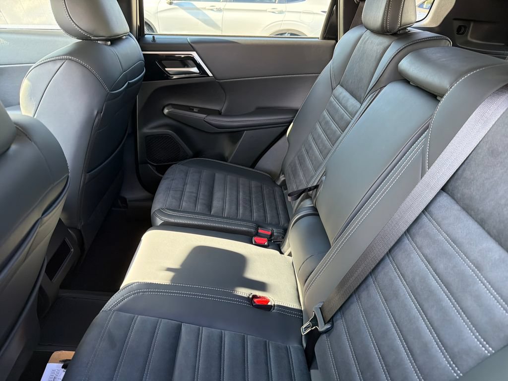 Used 2026 Nissan Rogue SL AWD/4WD image 31