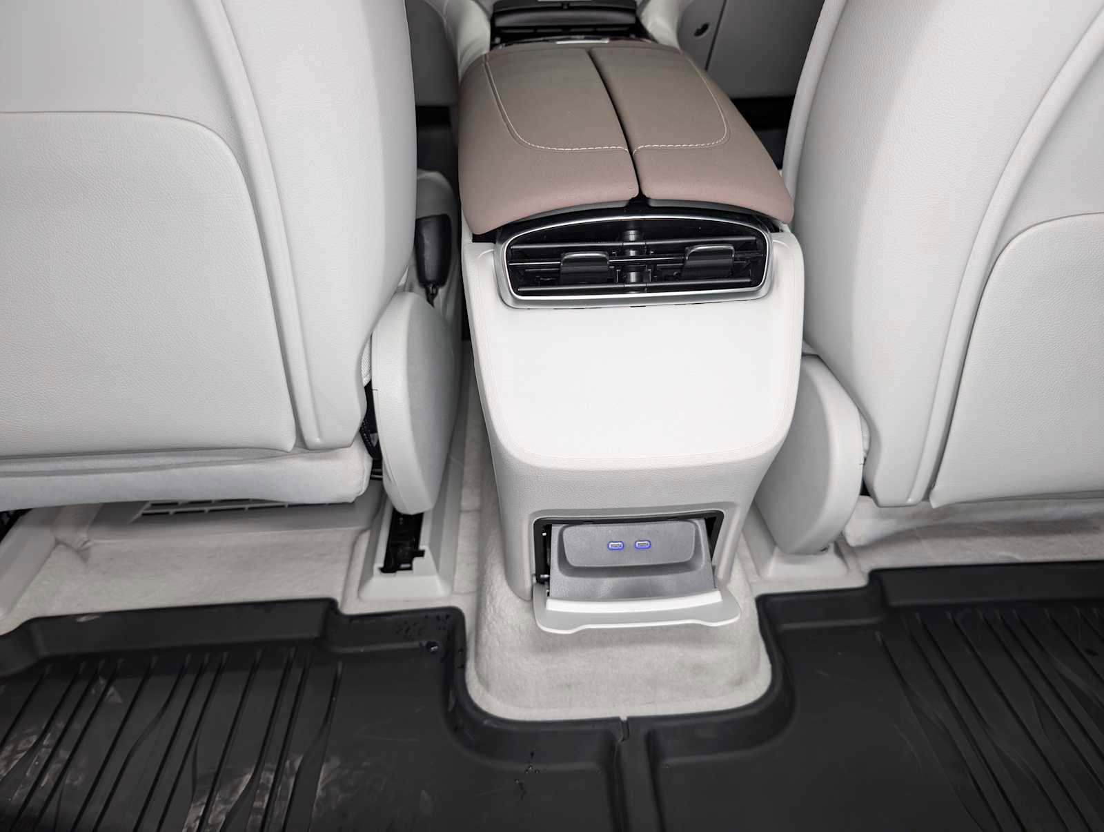 Certified 2023 Mercedes-Benz EQS 580 4MATIC SUV image 20