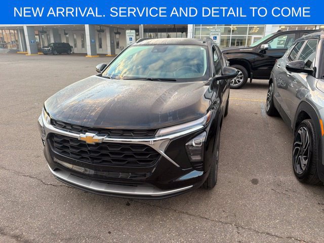 Certified 2024 Chevrolet Trax LT w/ Driver Confidence Package FWD image 1