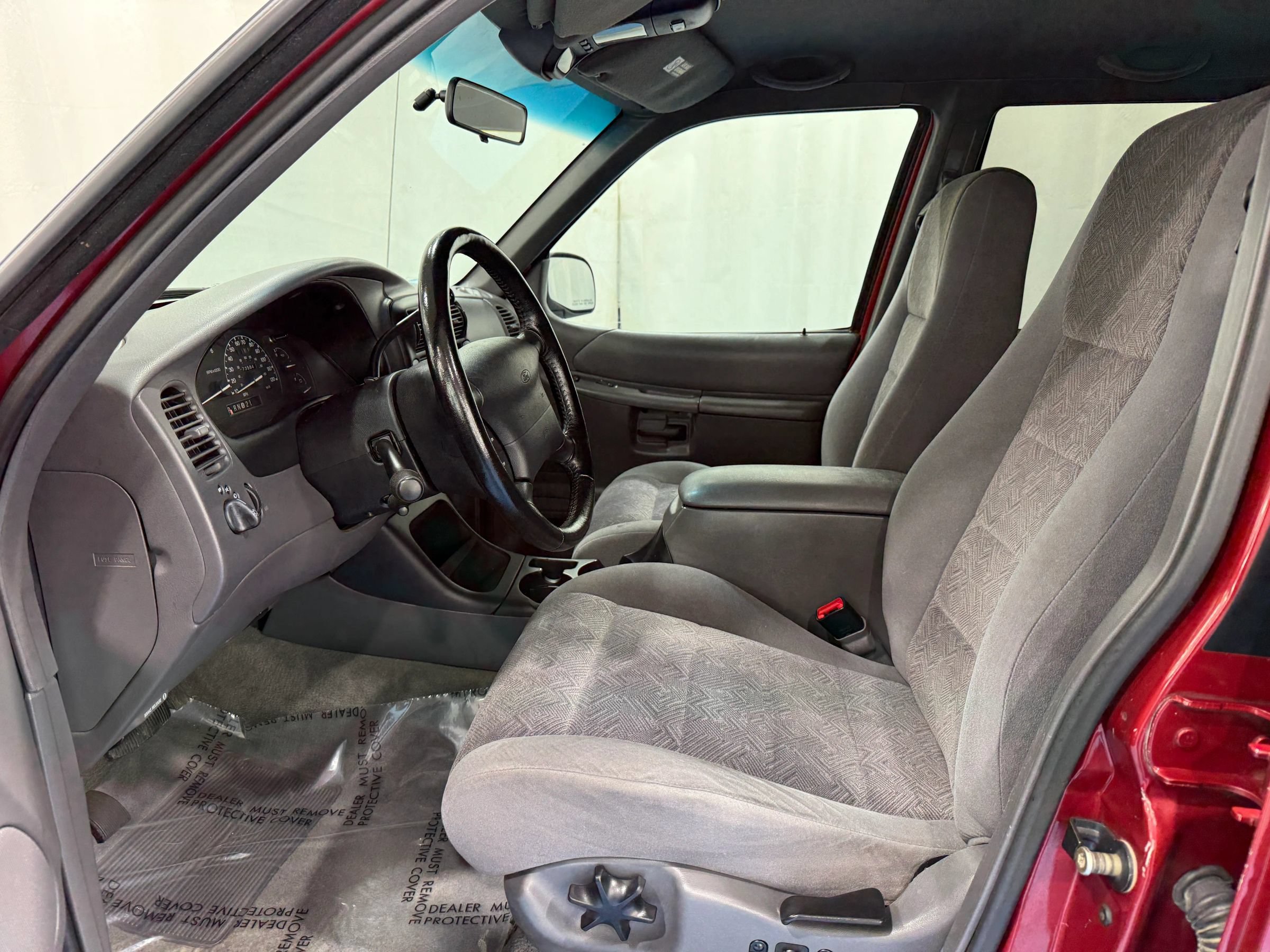 Used 1999 Ford Explorer 4WD 4-Door image 15
