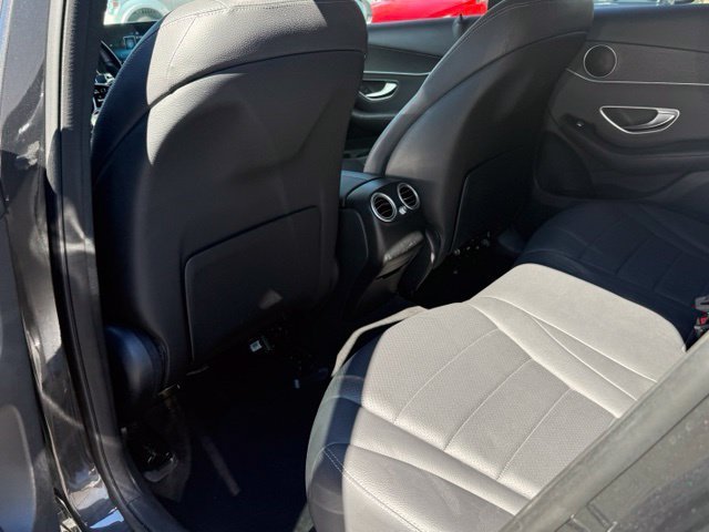 Used 2021 Mercedes-Benz GLC 300 4MATIC image 26