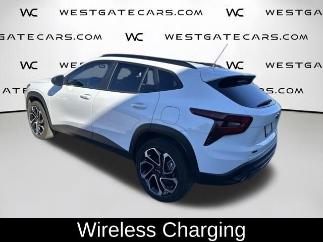 Used 2024 Chevrolet Trax RS w/ Sunroof Package image 22