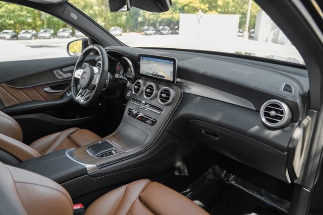 Used 2020 Mercedes-Benz GLC 43 AMG 4MATIC image 27