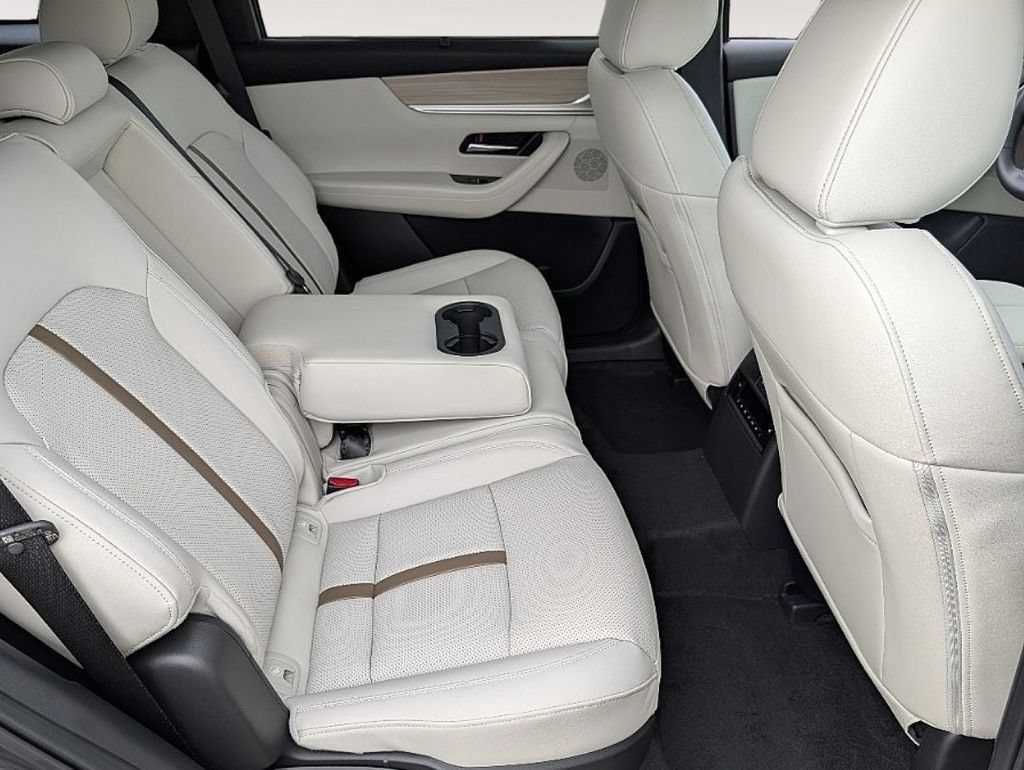 New 2026 MAZDA CX-90 Plug-In Hybrid w/ Premium Plus AWD/4WD image 12