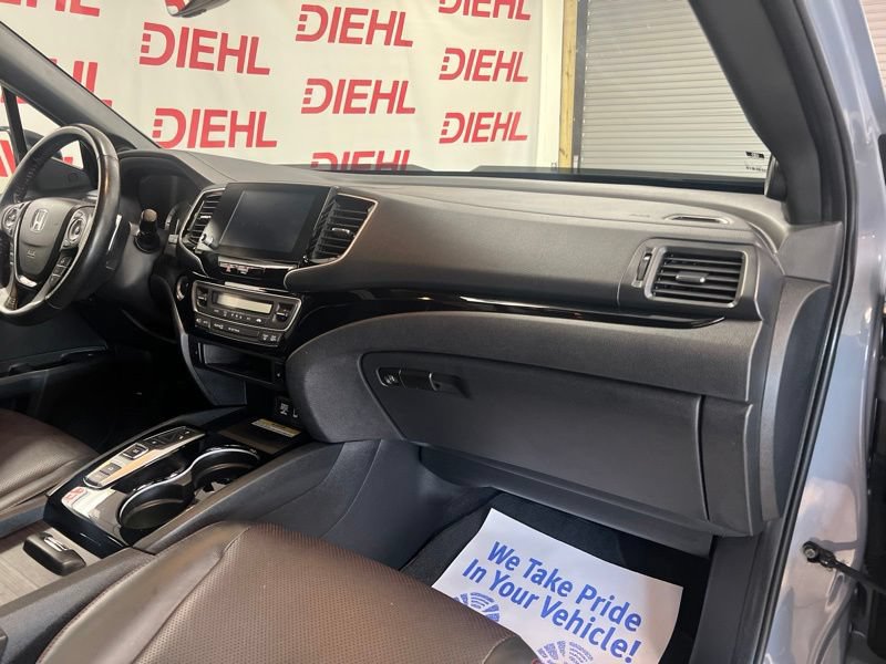 Used 2023 Honda Ridgeline Black Edition image 13