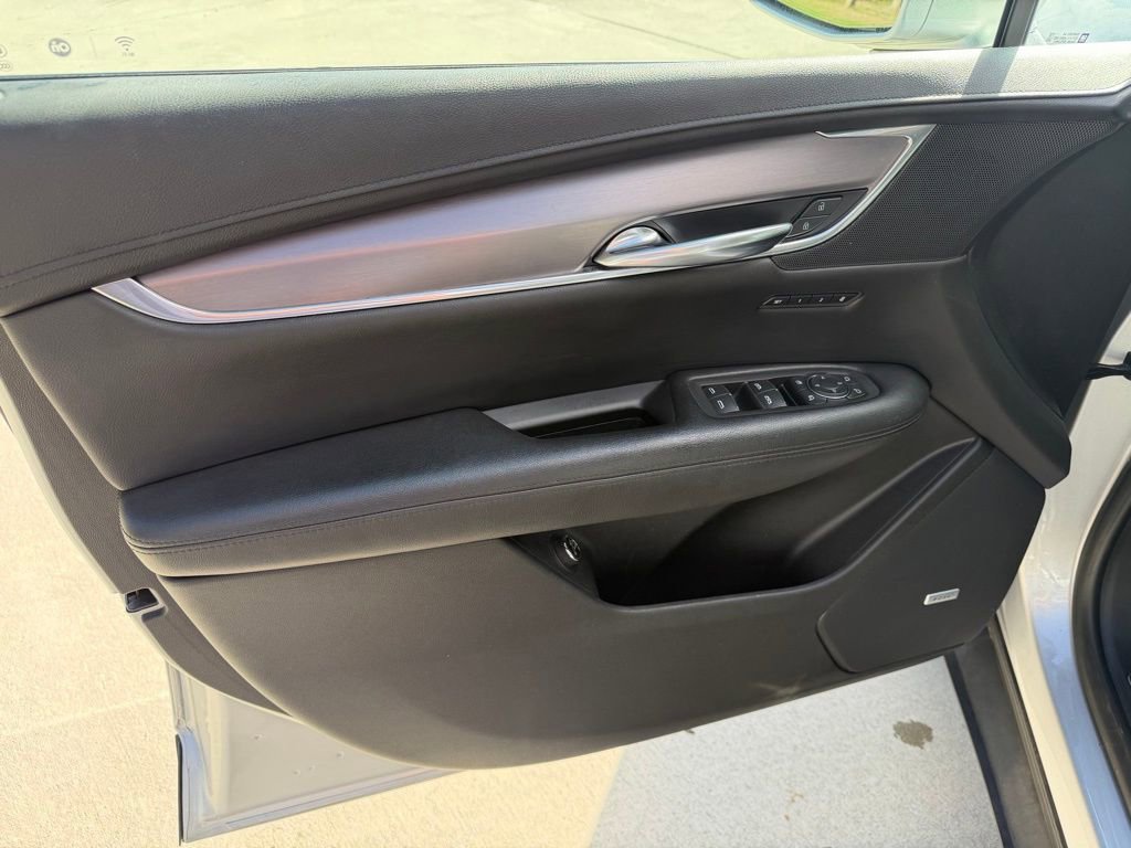 Used 2019 Cadillac XT5 Premium Luxury image 13