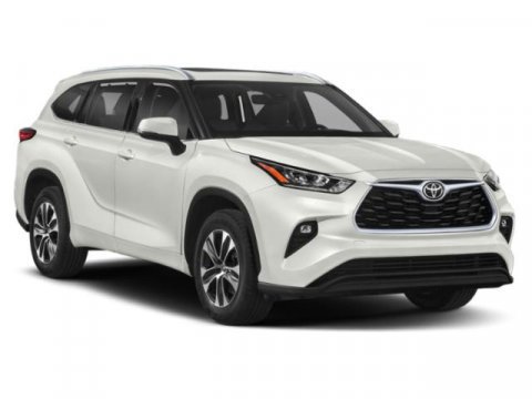 Used 2021 Toyota Highlander XLE AWD/4WD image 9
