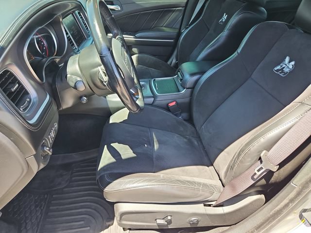 Used 2019 Dodge Charger Scat Pack w/ Technology Group RWD image 13