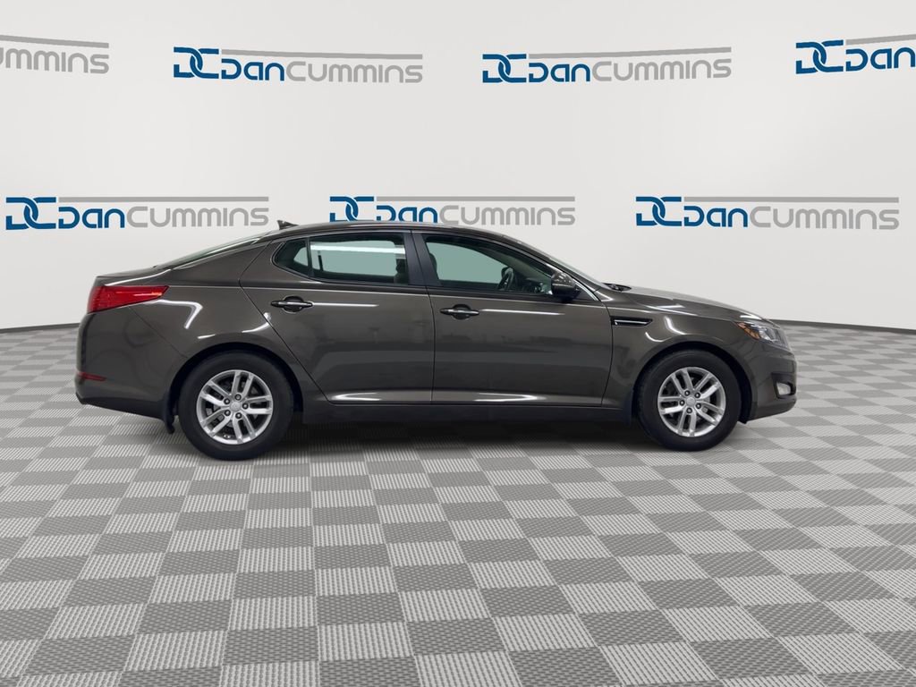 Used 2012 Kia Optima LX w/ Convenience Pkg image 9