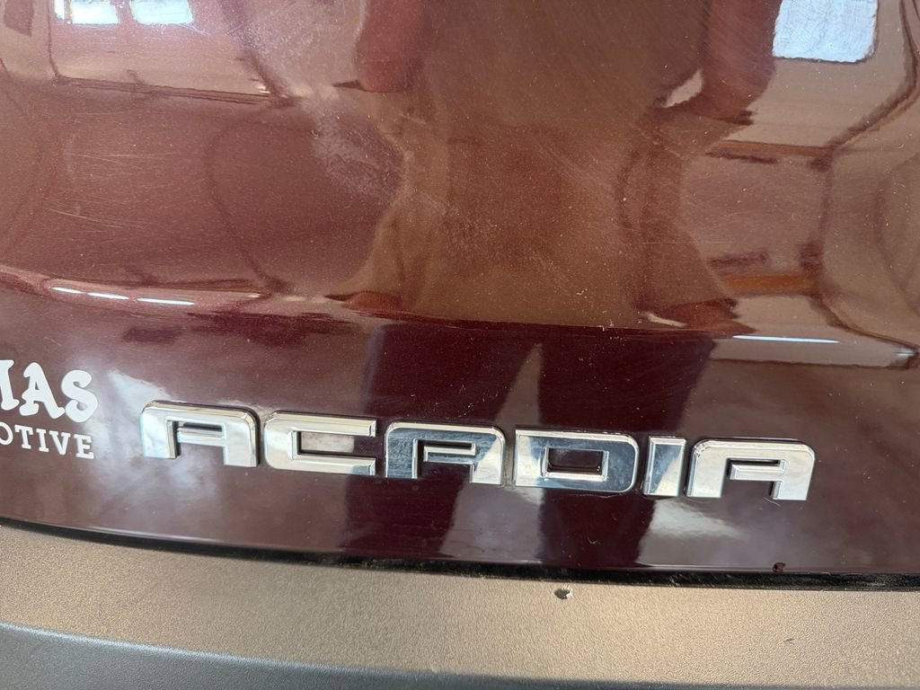 Used 2018 GMC Acadia SLT image 11