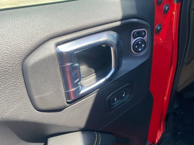 New 2025 Jeep Wrangler Sahara image 13