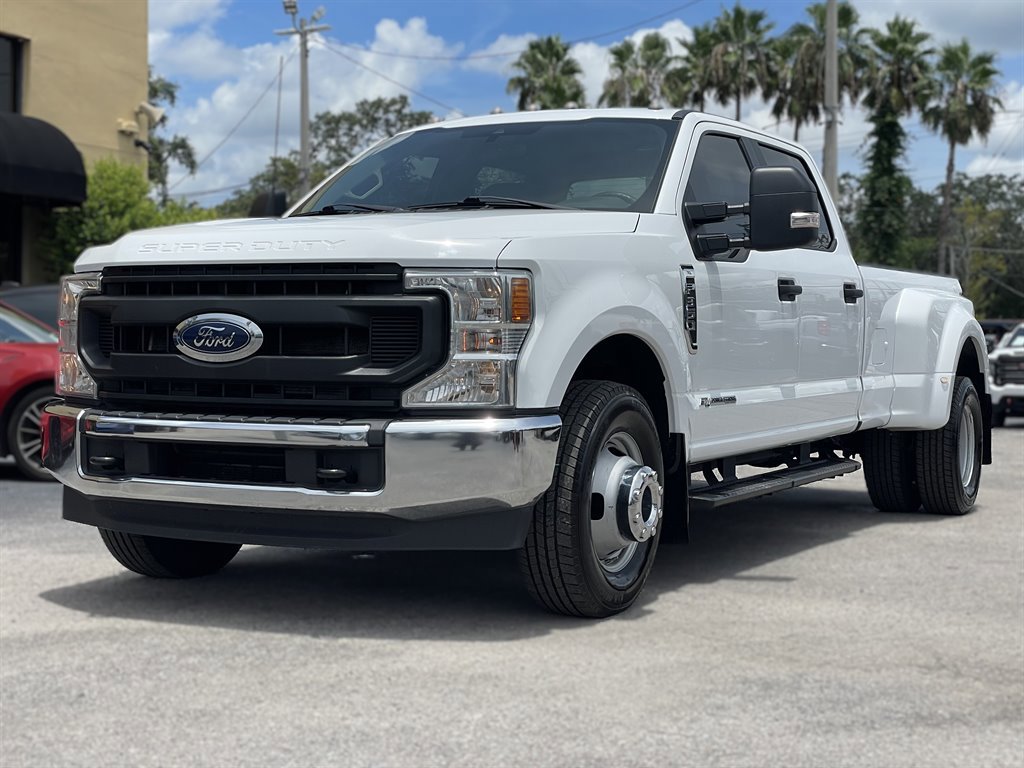 Used 2022 Ford F350 XL w/ Power Equipment Group image 18