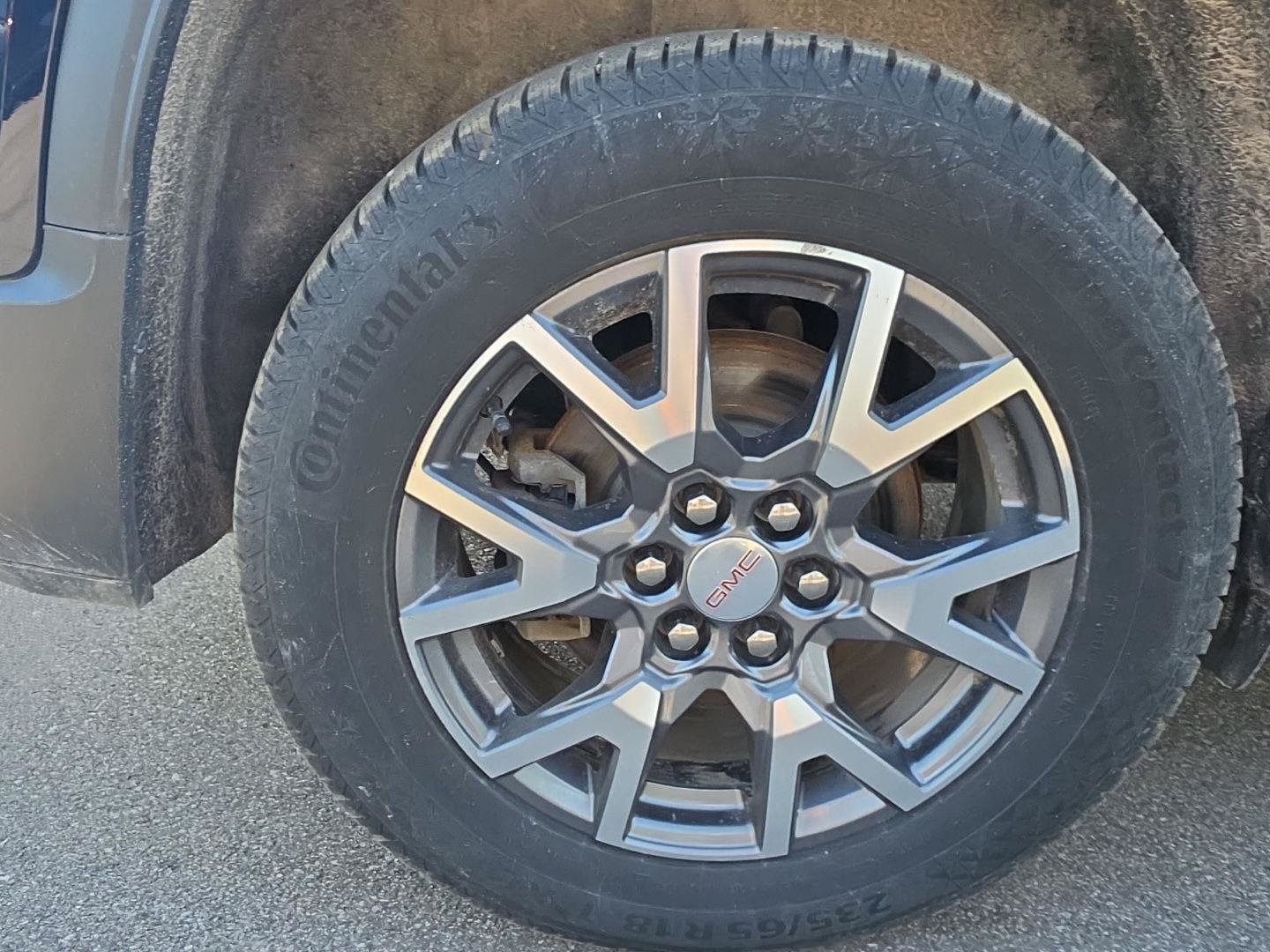 Used 2022 GMC Acadia SLE w/ LPO, Cargo Package AWD/4WD image 13