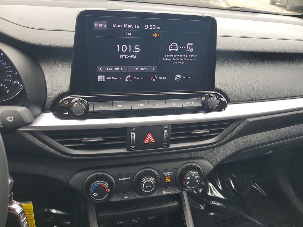 Used 2023 Kia Forte LXS image 15