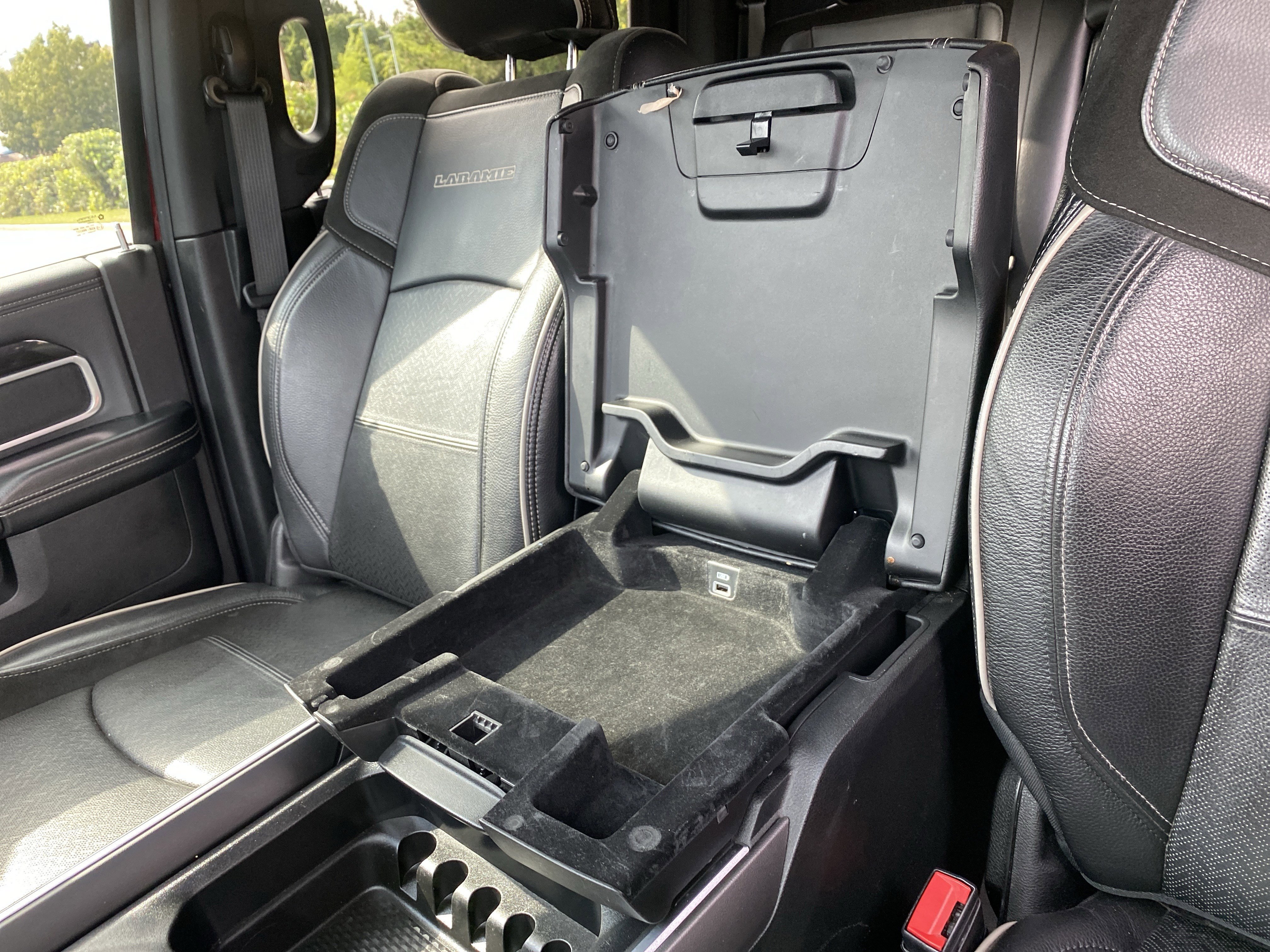 Used 2021 RAM 3500 Laramie image 35