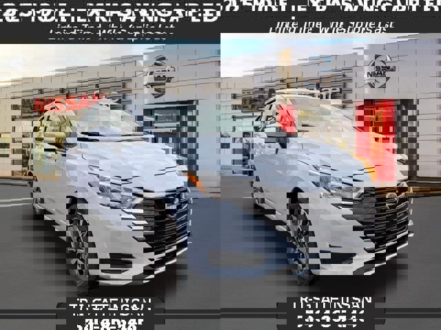 New 2025 Nissan Versa SV w/ Trunk Package image 1