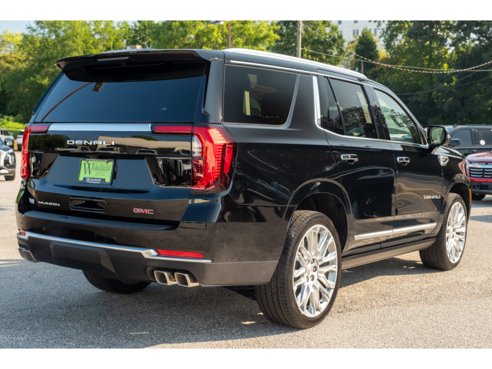 New 2026 GMC Yukon Denali w/ Sun & Power Step Package AWD/4WD image 8