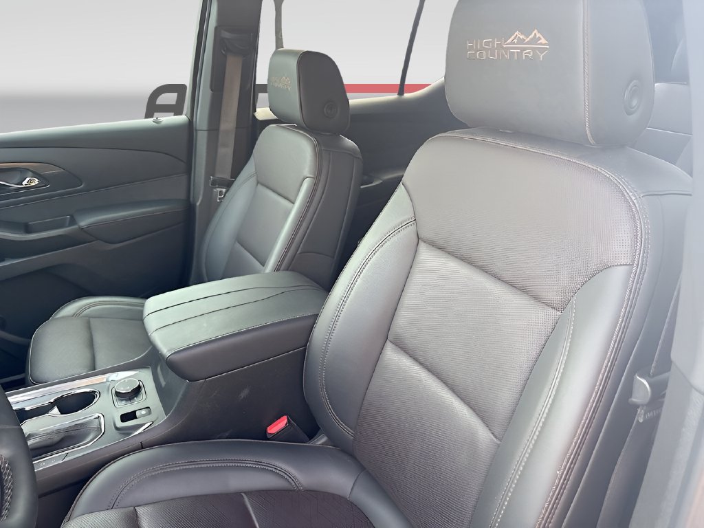 Used 2023 Chevrolet Traverse High Country w/ LPO, Floor Liner Package FWD image 22