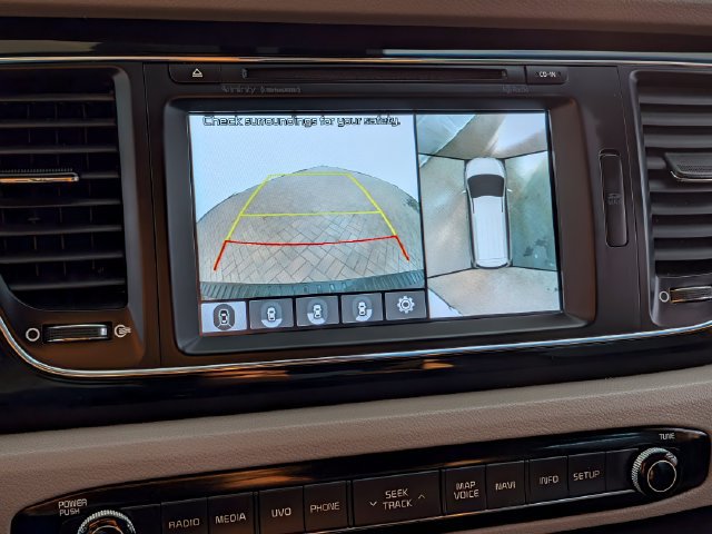 Used 2018 Kia Sedona SX Limited FWD image 32