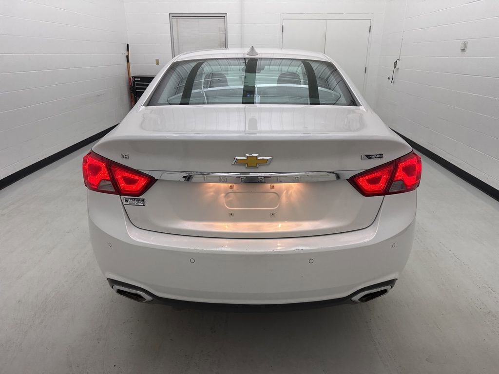 Used 2017 Chevrolet Impala Premier w/ Enhanced Convenience Package image 5