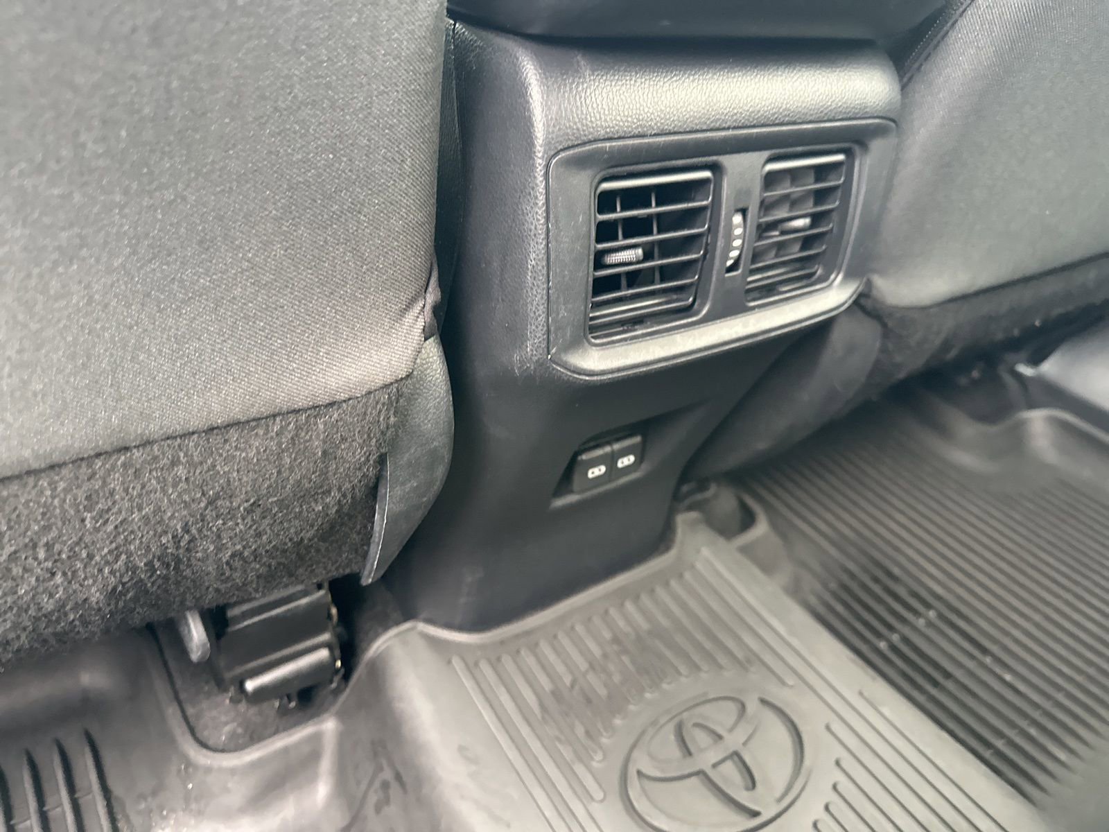 Used 2024 Toyota RAV4 XLE w/ Convenience Package AWD/4WD image 13