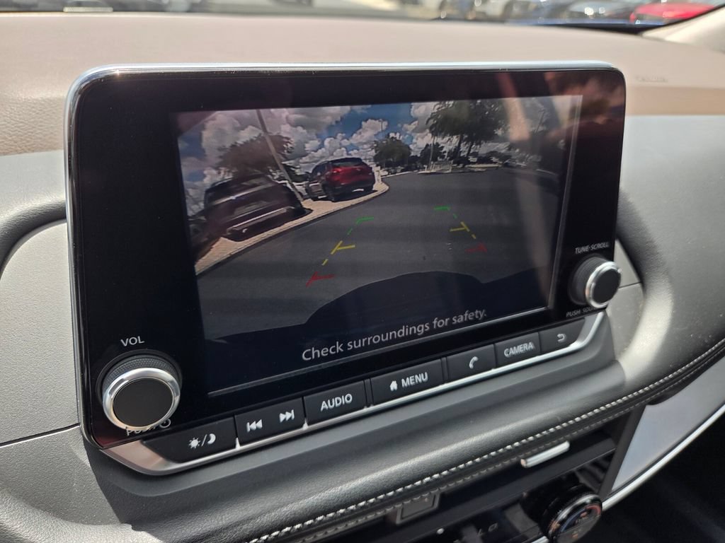 Used 2023 Nissan Rogue SV FWD image 29