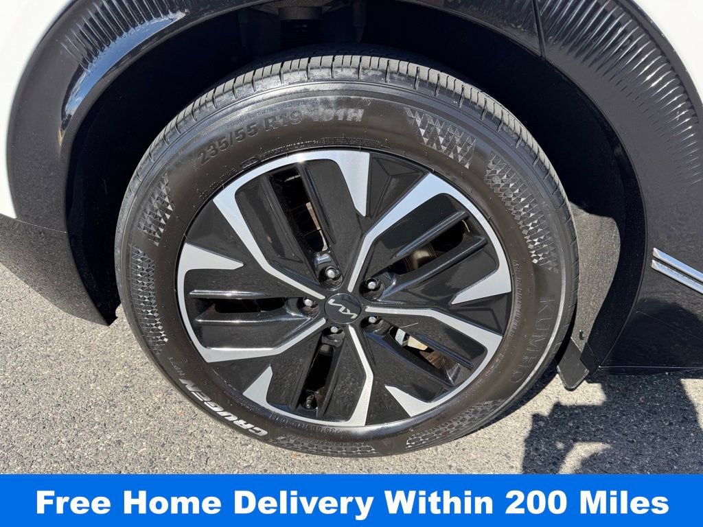 Used 2023 Kia EV6 Wind image 13