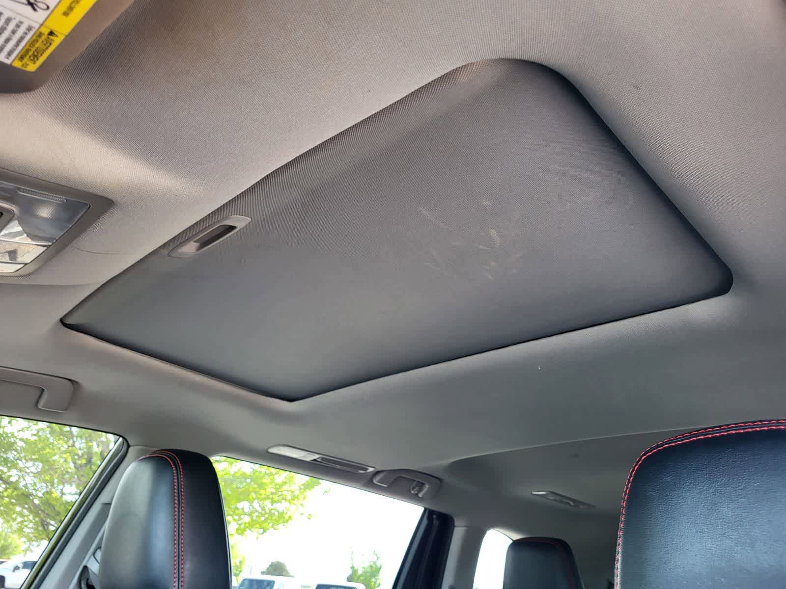 Used 2019 Toyota Highlander SE image 14