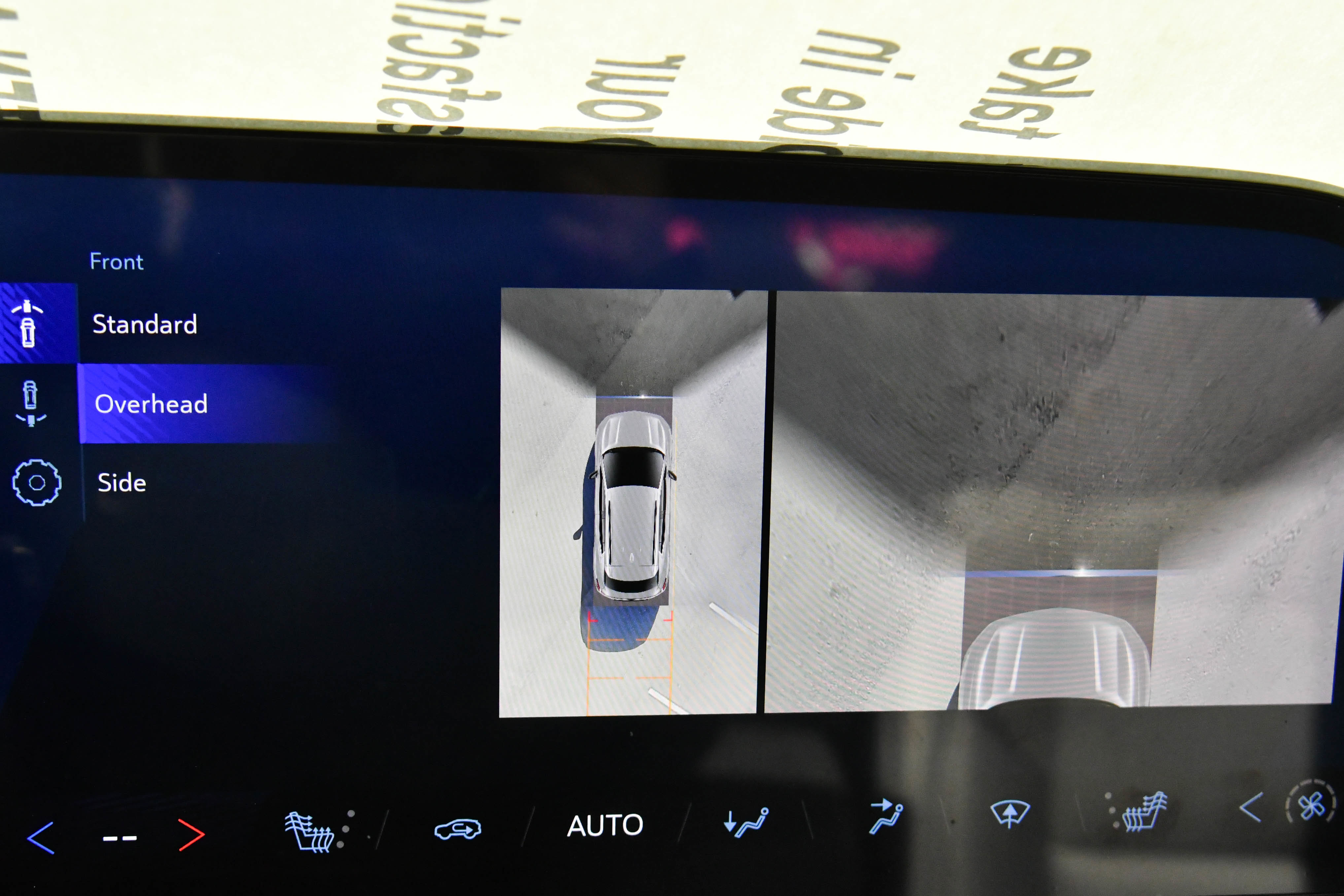 Used 2025 Chevrolet Equinox EV LT FWD image 24