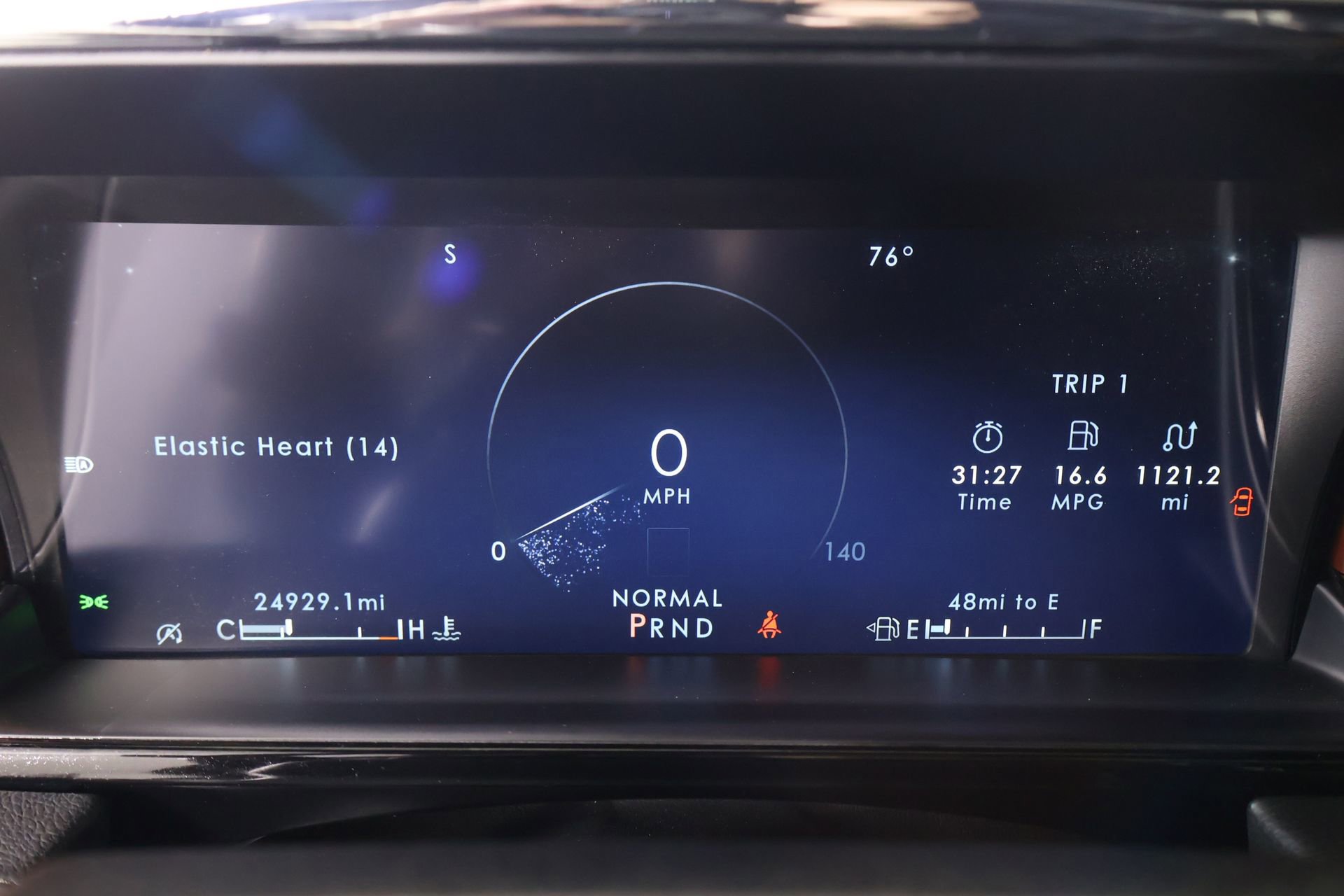 Used 2023 Lincoln Navigator Reserve image 4