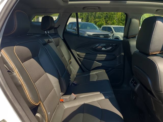 Used 2022 GMC Terrain AT4 w/ Infotainment Package II AWD/4WD image 17