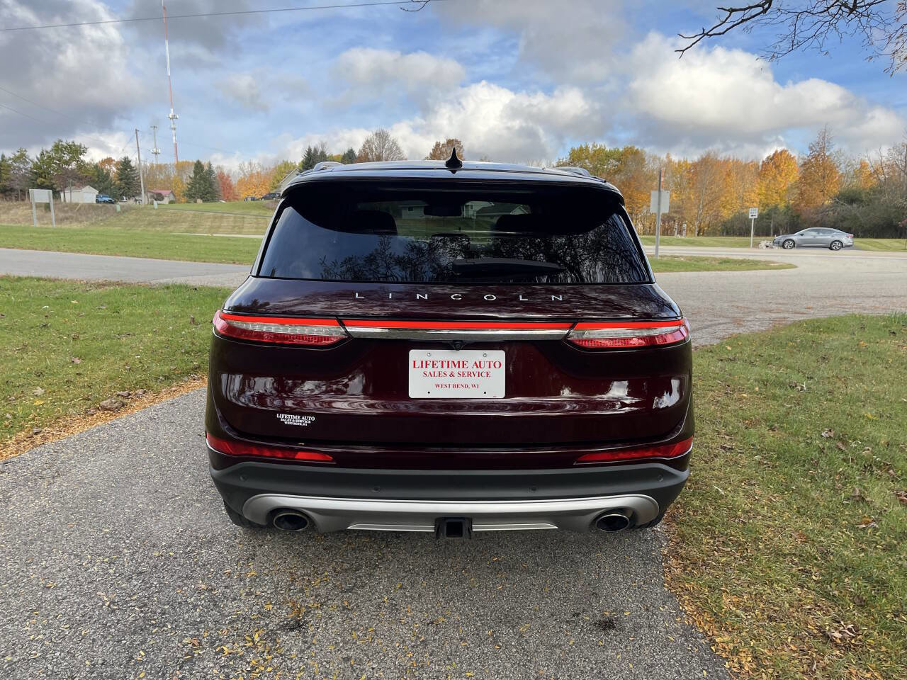 Used 2021 Lincoln Corsair AWD w/ Premium Package image 4