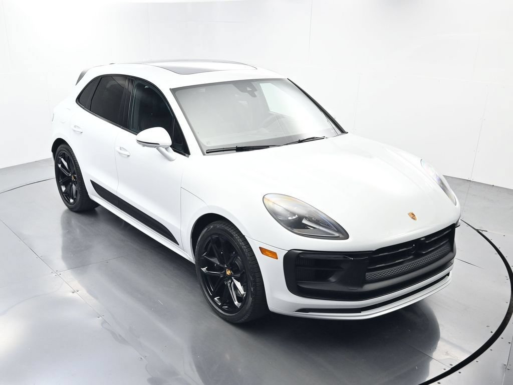 Certified 2026 Porsche Macan GTS AWD/4WD image 46