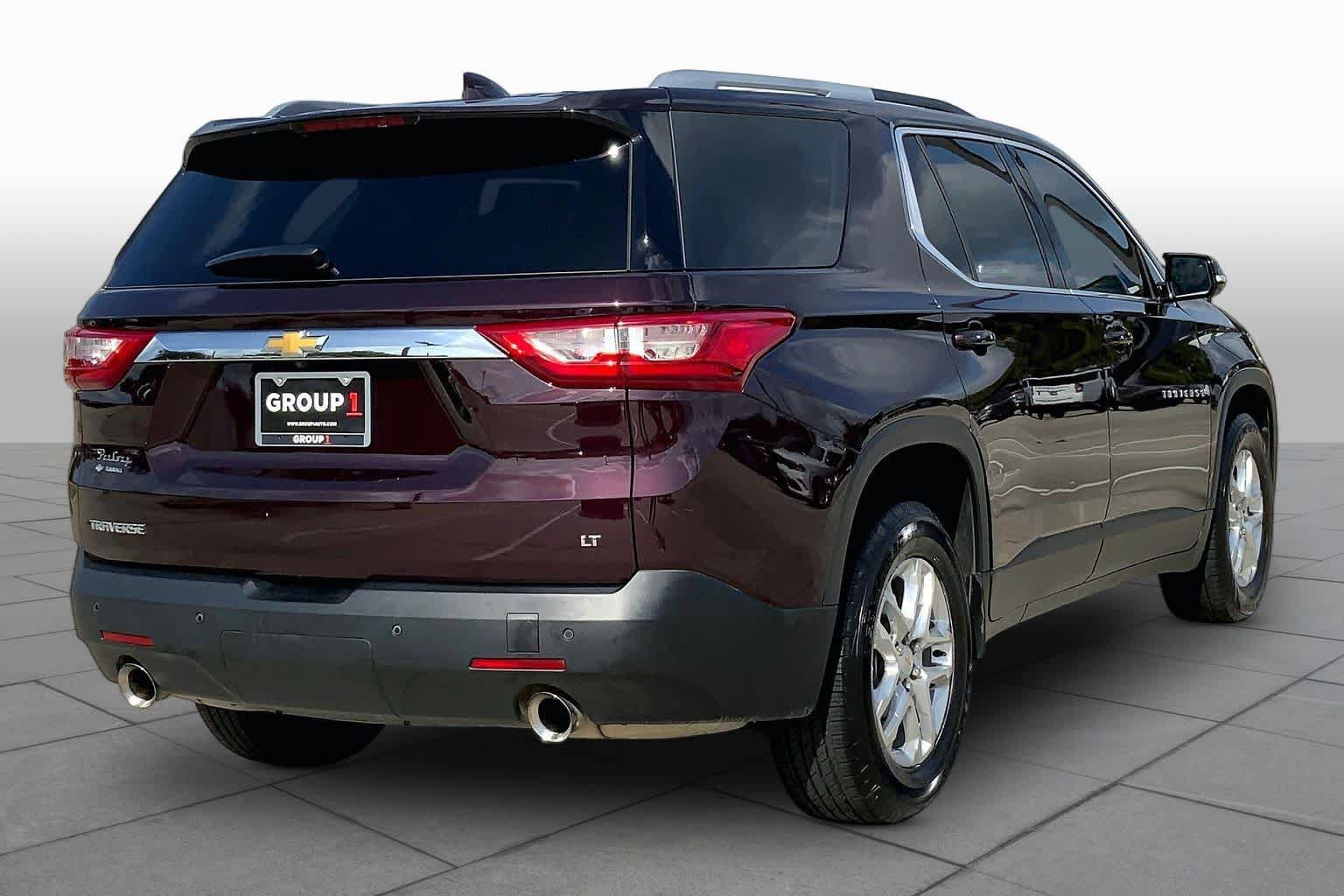 Used 2018 Chevrolet Traverse LT FWD image 13