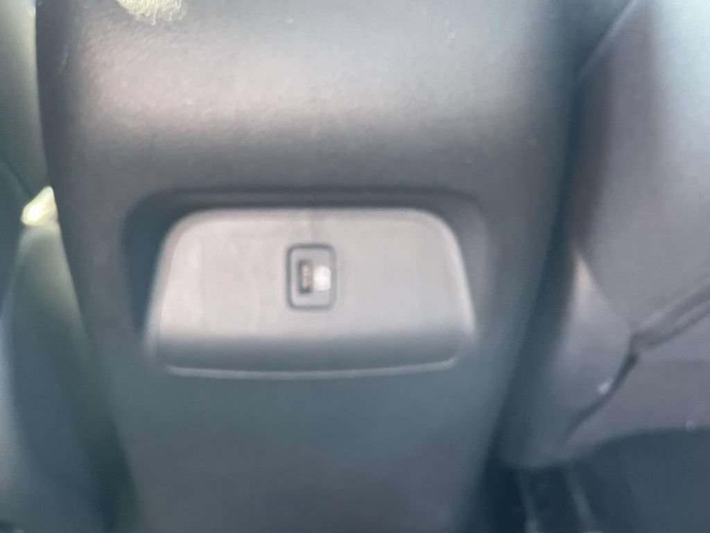 Used 2022 Nissan Sentra SV FWD image 11