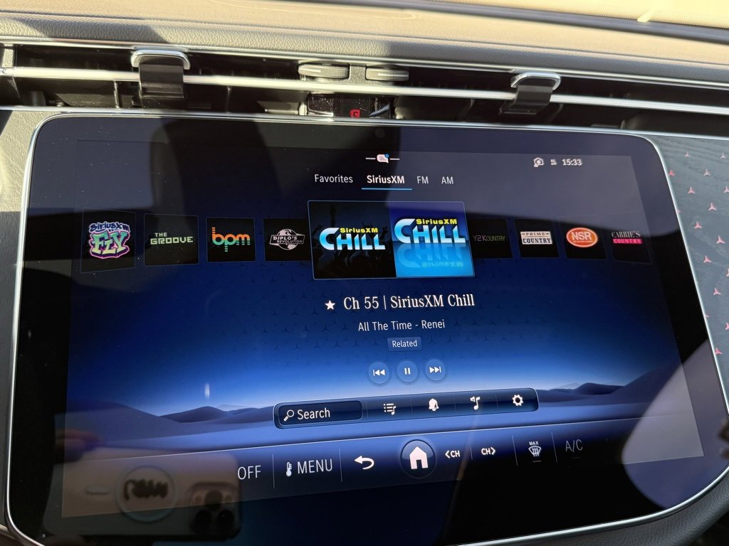 Used 2025 Mercedes-Benz E 450 4MATIC Sedan image 12