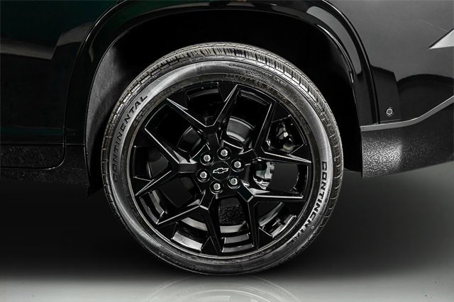 Used 2026 Chevrolet Traverse RS image 32