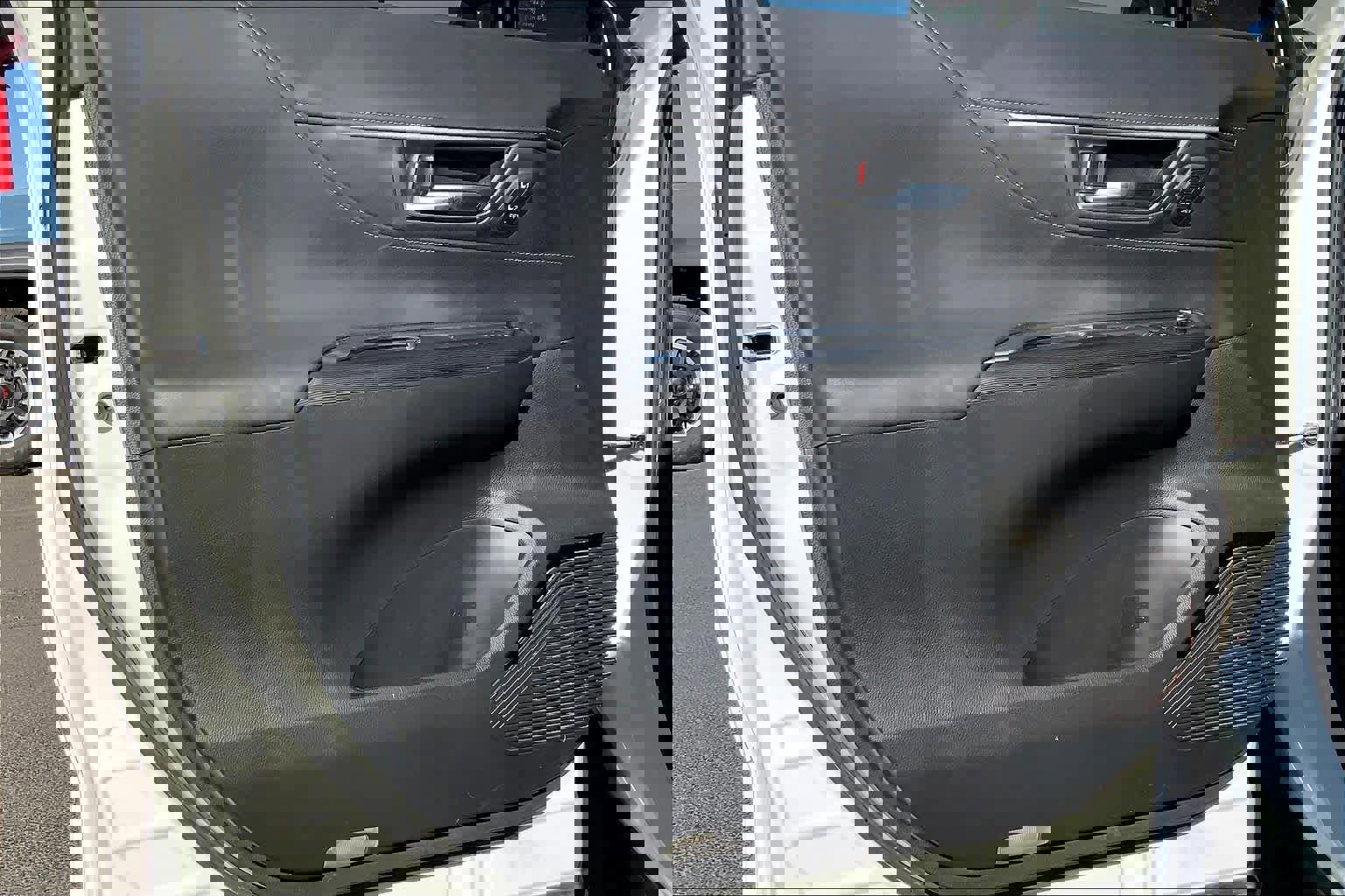 Used 2021 Toyota Venza XLE w/ Softex Package image 22