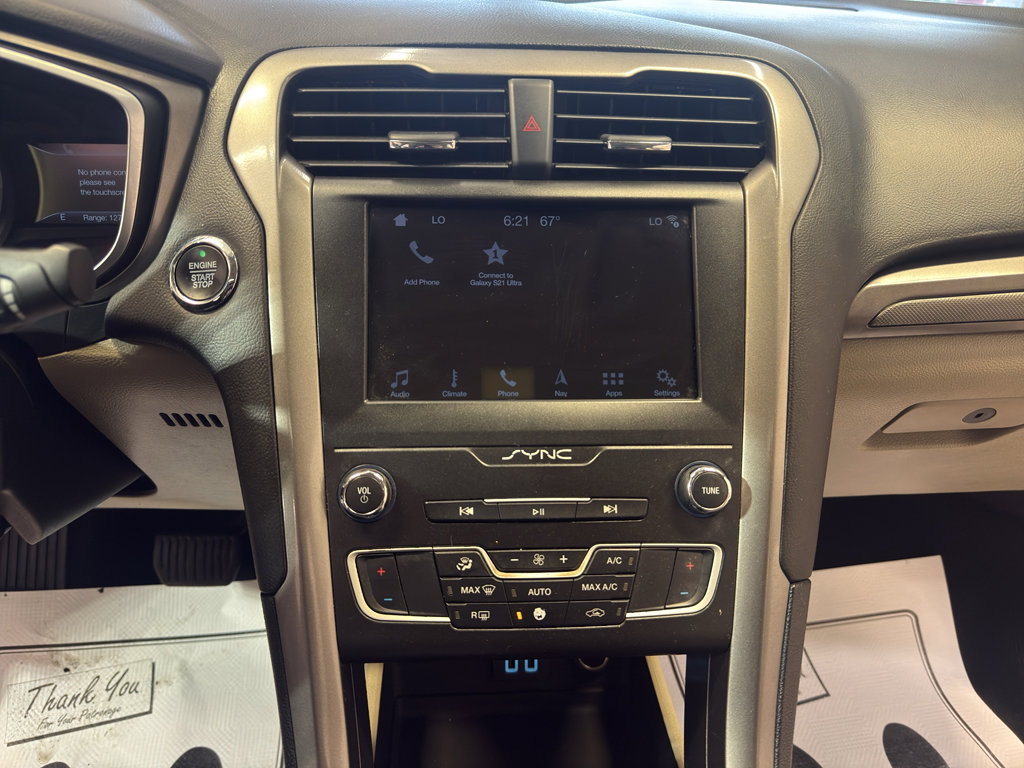 Used 2019 Ford Fusion SE FWD image 18