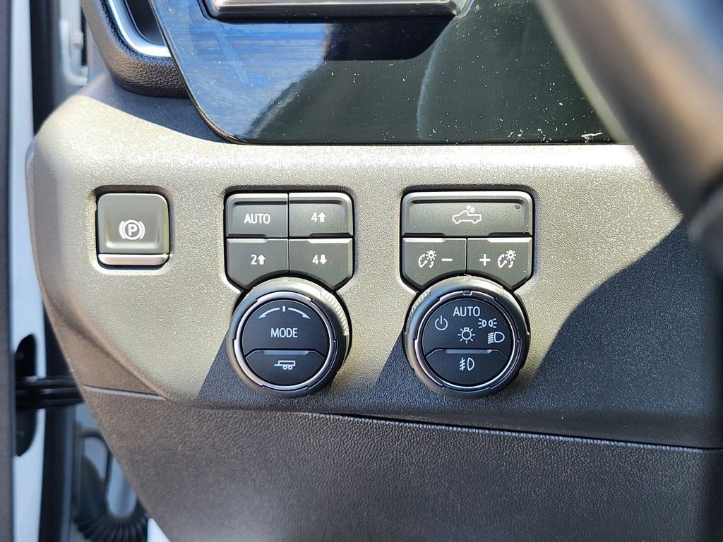 Used 2023 Chevrolet Silverado 1500 LT Trail Boss w/ Convenience Package II AWD/4WD image 21