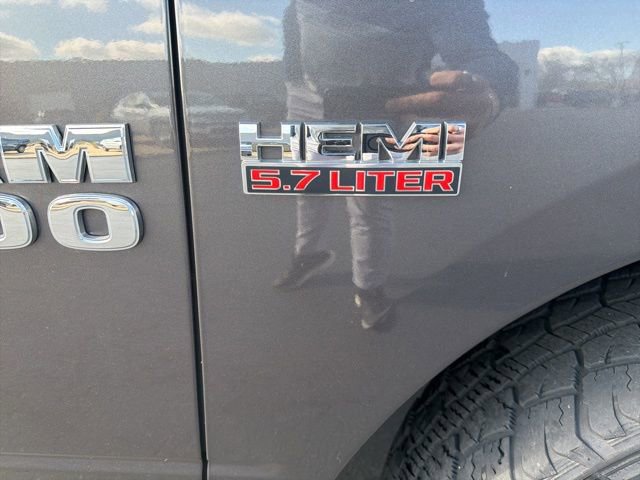 Used 2017 RAM 1500 Express image 9