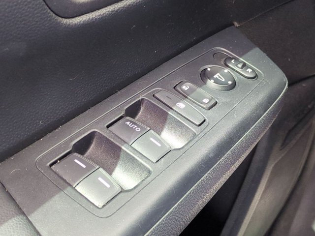 Used 2024 Honda CR-V LX image 15