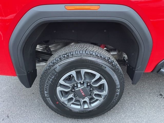 New 2026 GMC Sierra 2500 SLE w/ SLE Value Package; image 8