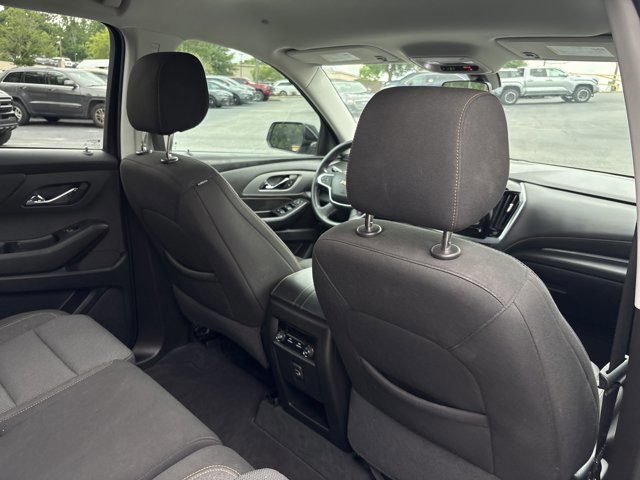 Used 2021 Chevrolet Traverse LS FWD image 19