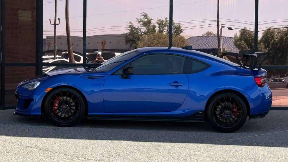 Used 2018 Subaru BRZ tS w/ Popular Package #3 RWD image 6