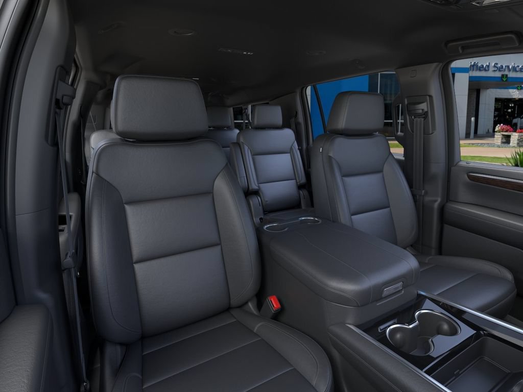 New 2026 Chevrolet Suburban LT w/ Comfort Package AWD/4WD image 16