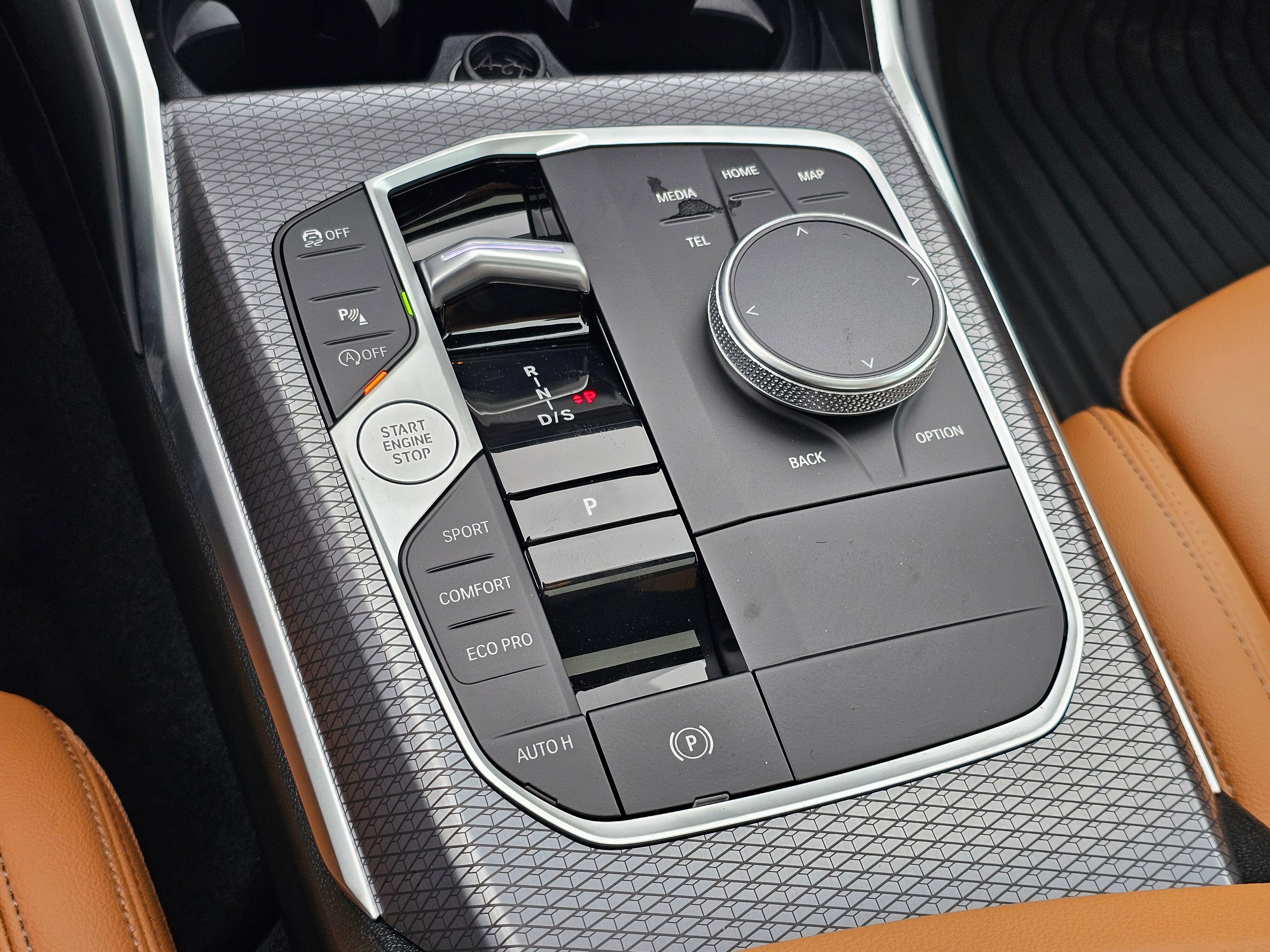 New 2026 BMW 330i xDrive Sedan w/ M Sport Package image 23